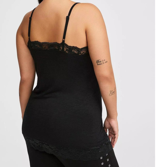 Torrid 3 (3X 22/24) New Skull Butterfly Tattoo Punk Gothic Lace Trim Cami Tank‎ - Picture 3 of 3